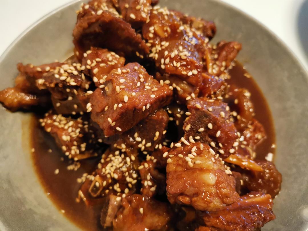 一嘬就脱骨的雪碧话梅小排