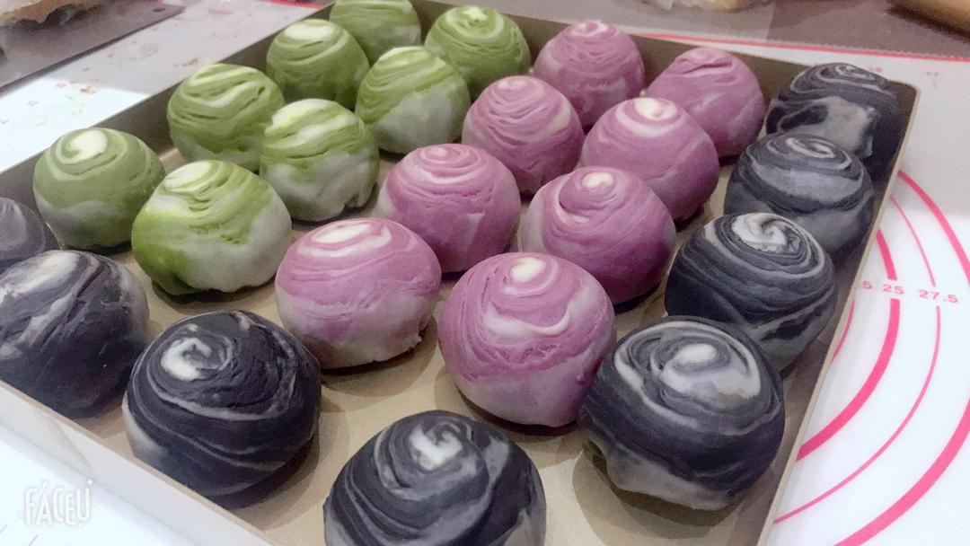 蛋黄酥~紫薯、抹茶、原味~花好月圆，中秋快乐~内附一次做六色蛋黄酥方法~