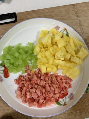 菠萝炒饭🍍的做法 步骤1