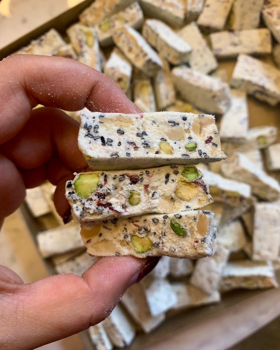 超详细TIPS—自制超美味牛轧糖（熬糖版），秒杀棉花糖版