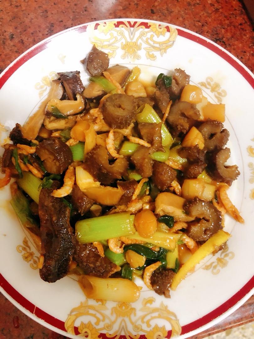 “零腥”巨下饭葱烧海参