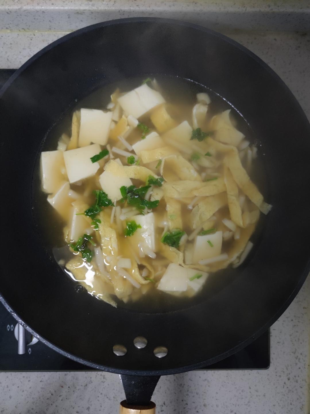 鲜美豆腐汤的简单做法