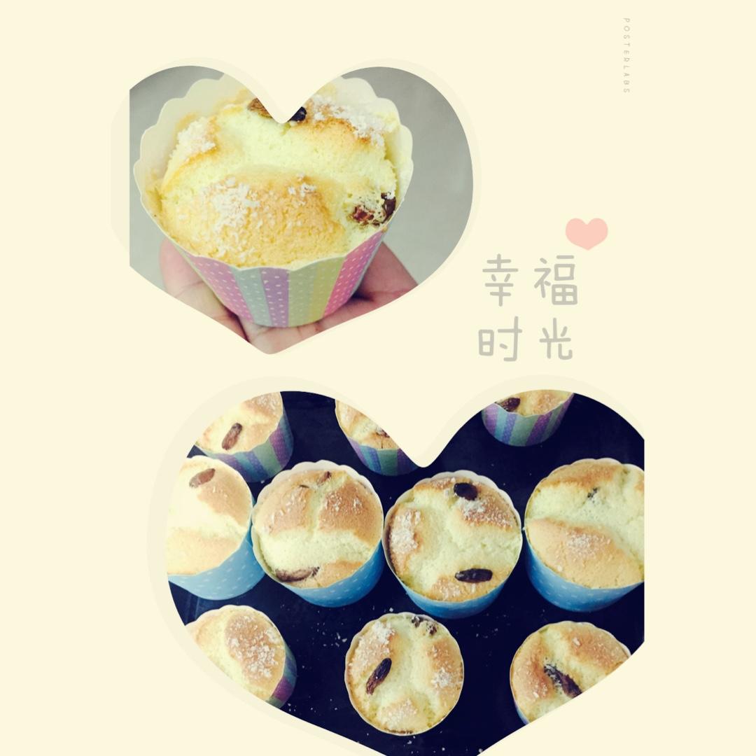 椰蓉棉花纸杯蛋糕