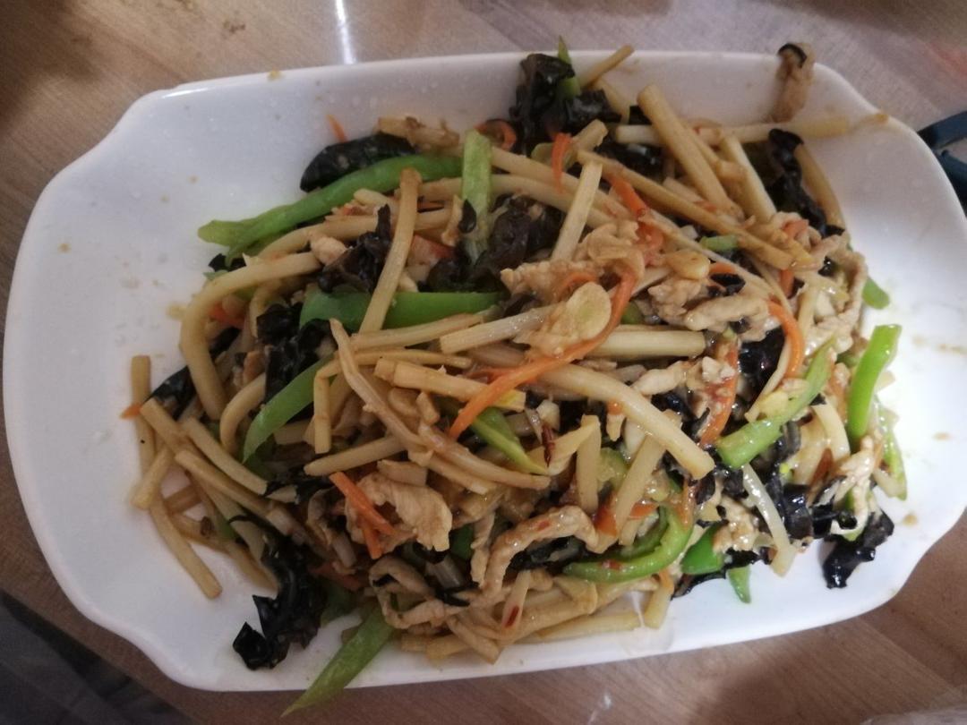 厨师长教你：“鱼香肉丝”的老式做法，味道很赞先收藏了