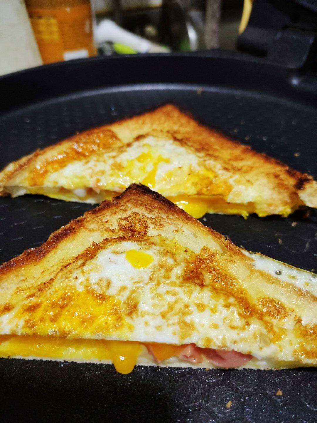 爆浆芝士火腿三明治（平底锅版）