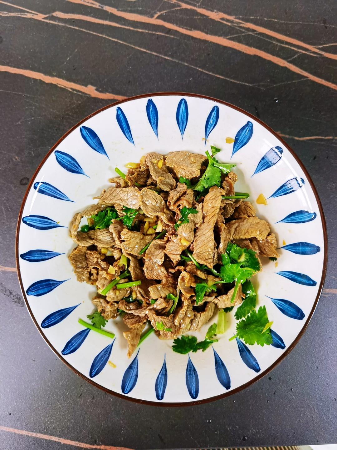伏天开胃小菜•凉拌牛肉片