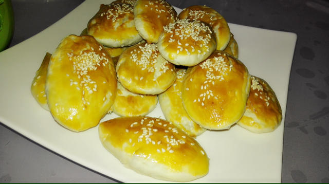 芝麻椒盐牛舌饼（北京小吃）
