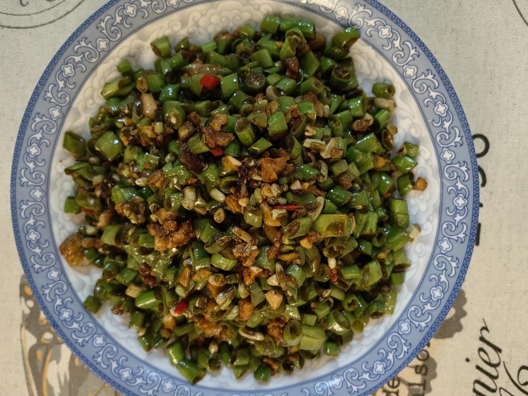 🥩豆角炒肉沫✅无敌了，拌饭真绝了