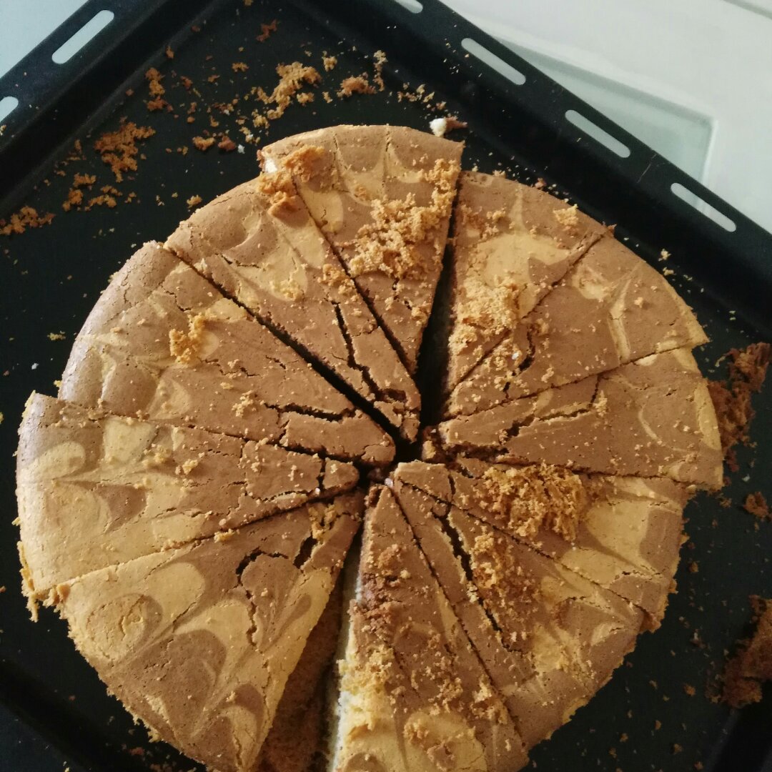 双色拉花戚风蛋糕