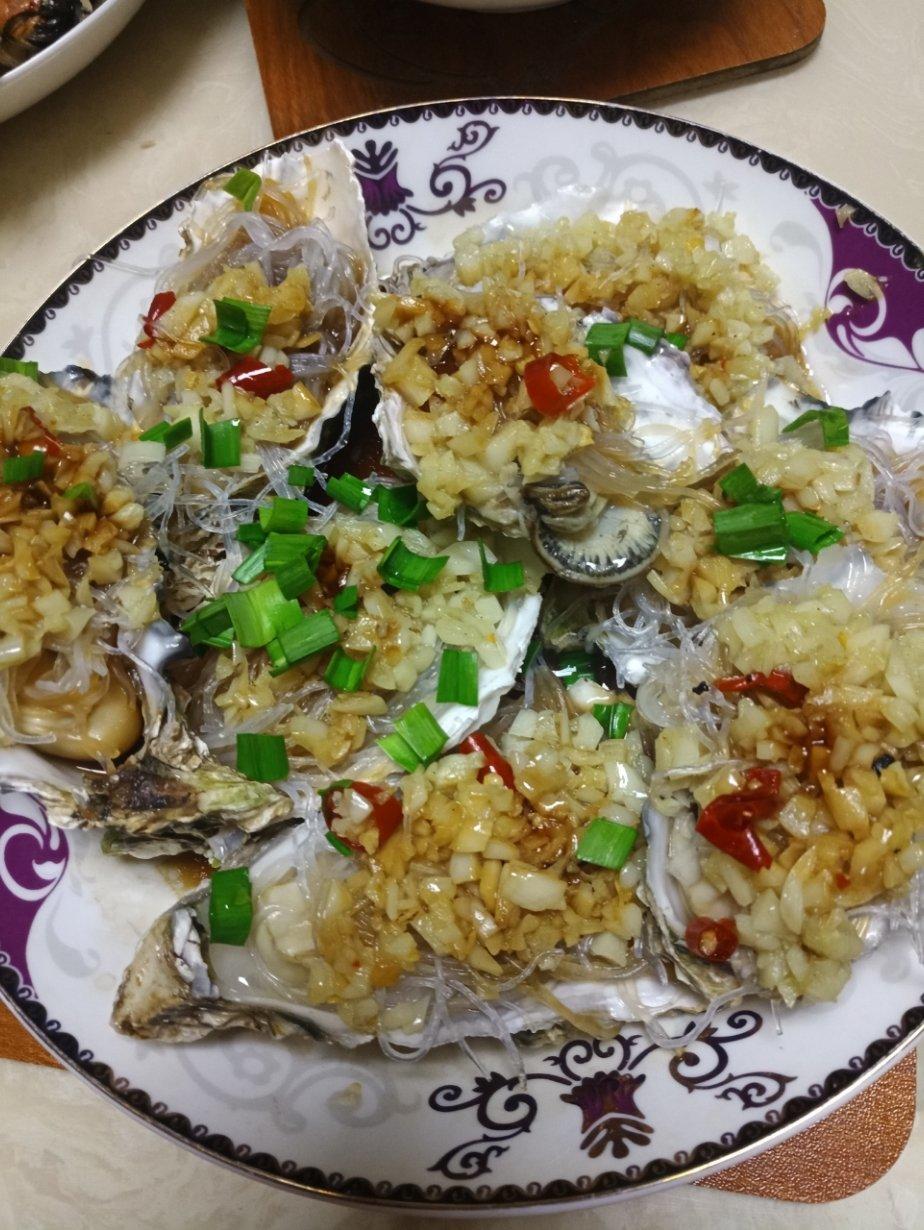 蒜蓉粉丝蒸生蚝