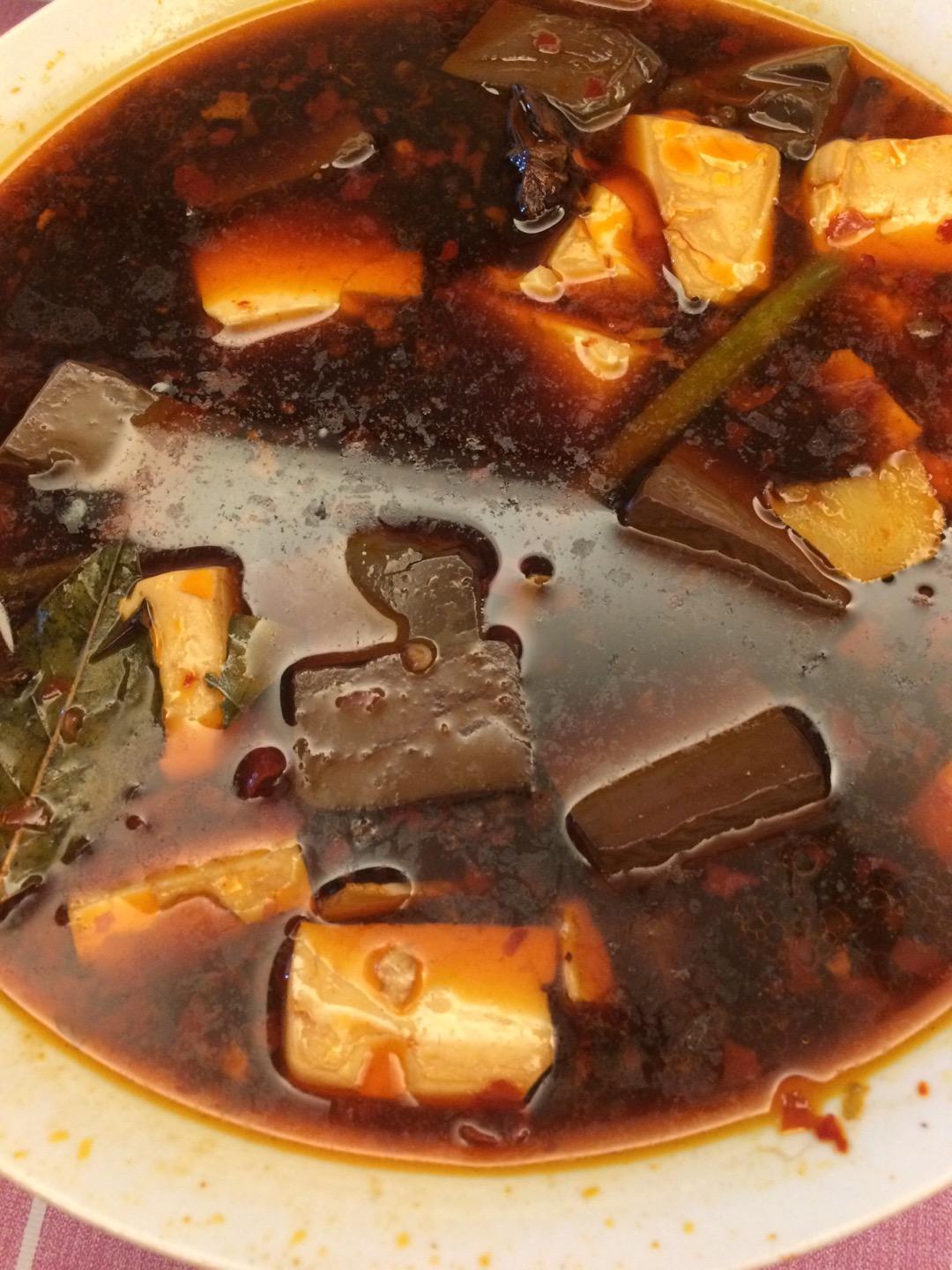 麻辣鸭血豆腐