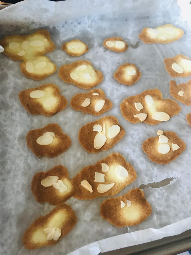 杏仁饼干，黄油杏仁脆