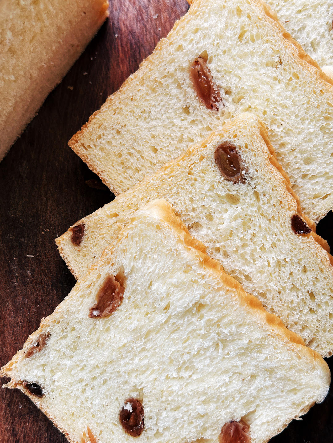 我最近每天做一个的葡萄干吐司，真的超松软好吃！