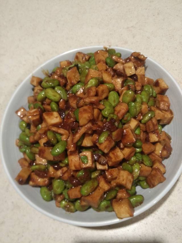 毛豆炸酱-今晚下饭，有它就够了