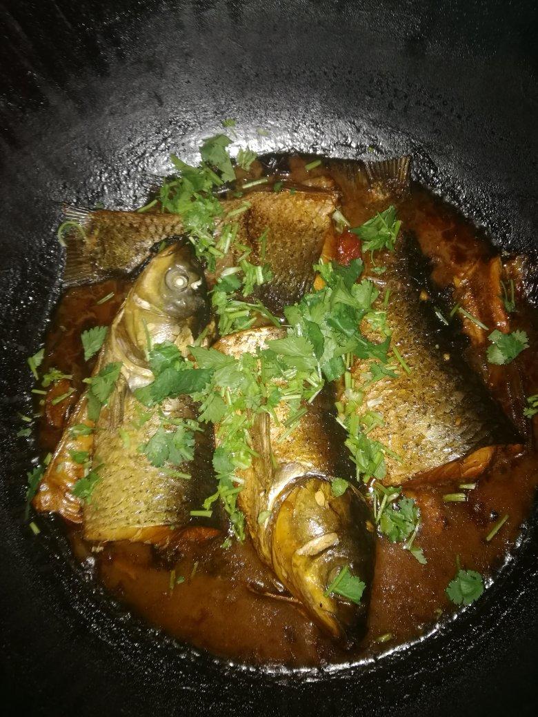 刺猬的拥抱哈哈做的家常烧鱼
