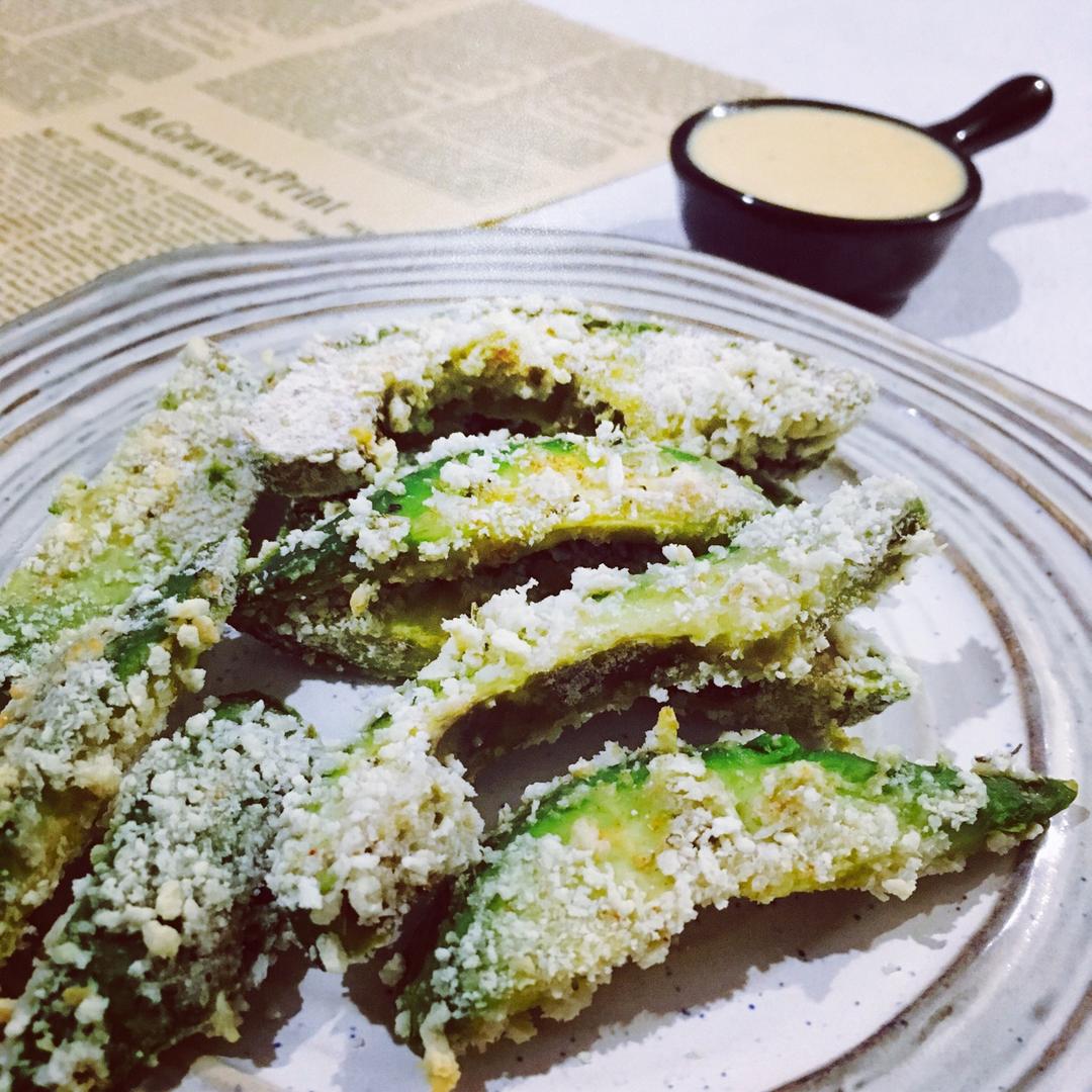 Avocado Fries 炸牛油果条(另附烤箱健康版做法)