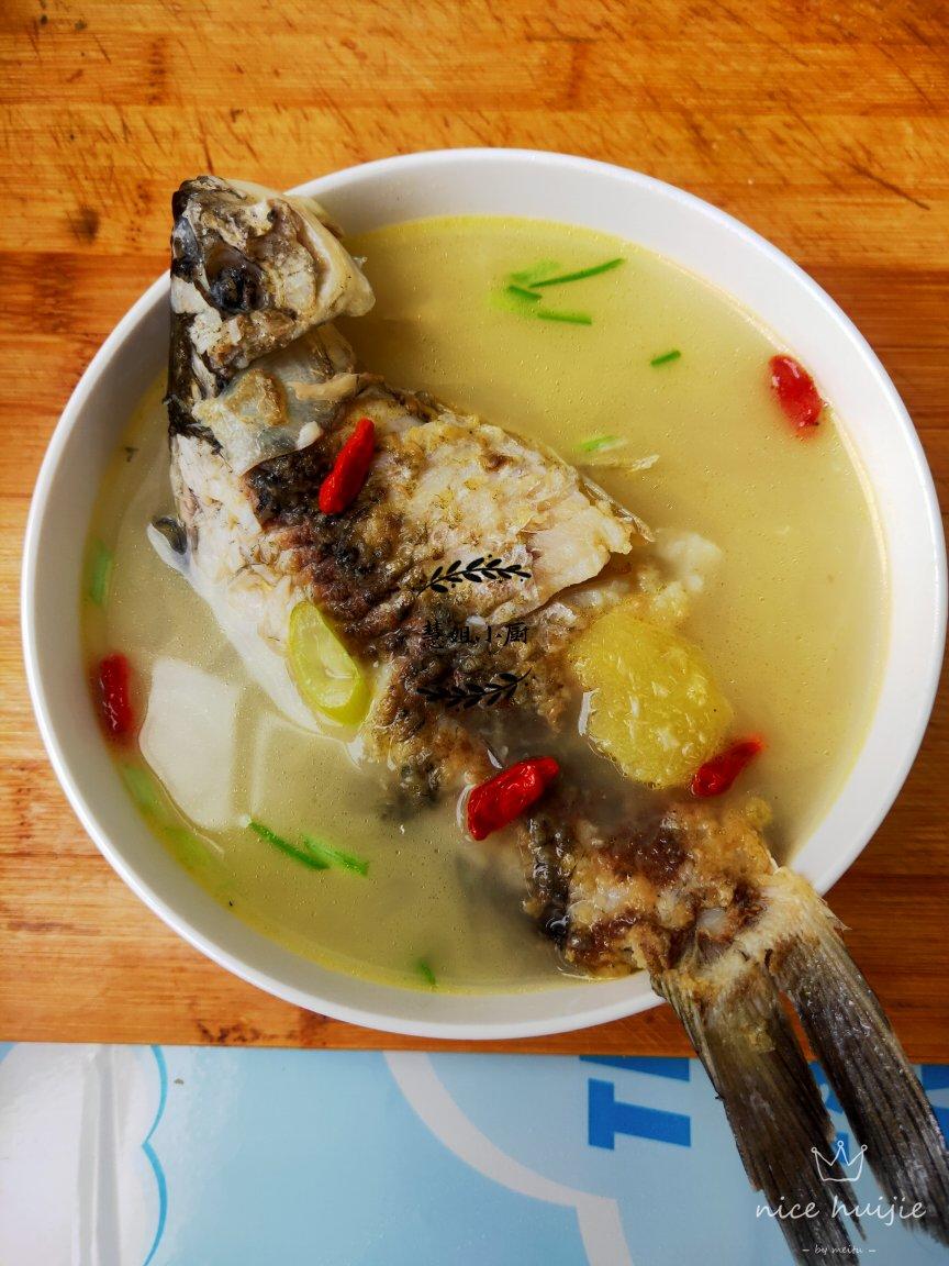 鲫鱼汤