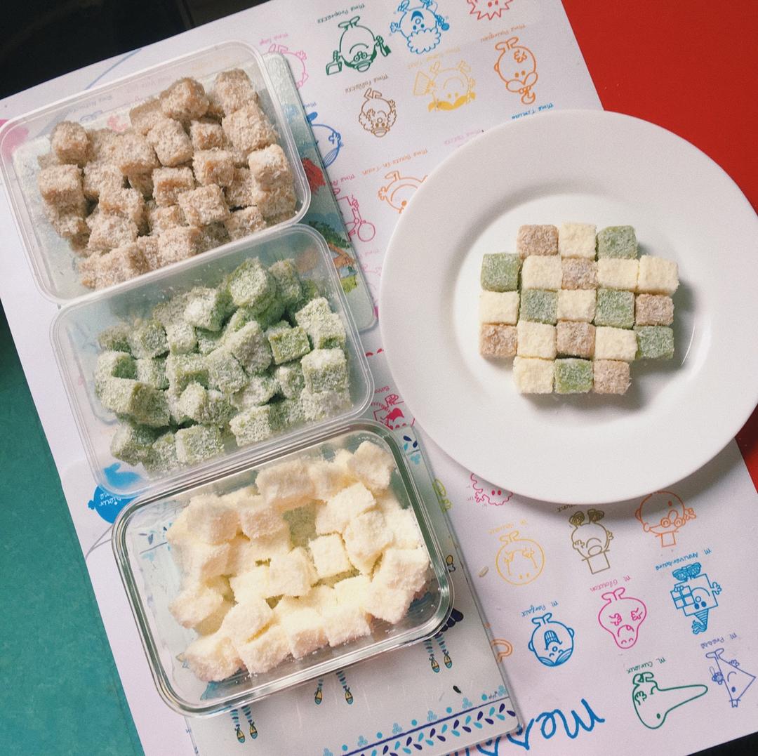 完胜85度C牛奶椰丝小方