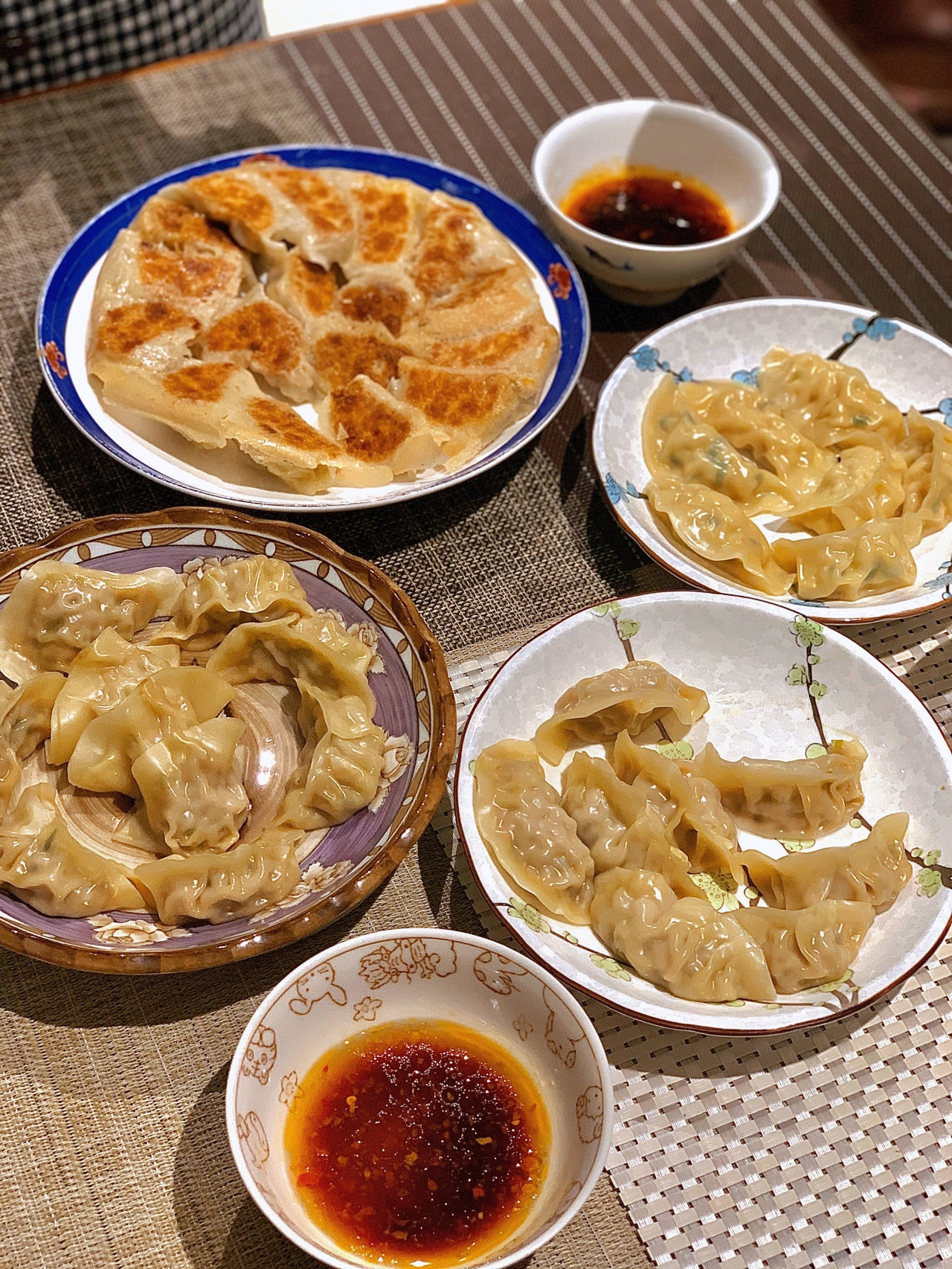 冰花煎饺（个人认为最好吃的饺子做法了！）