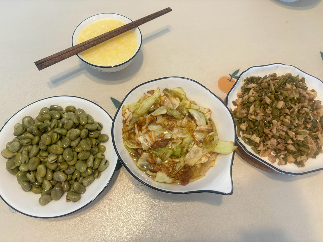 油渣莲白（内含熬猪油攻略）