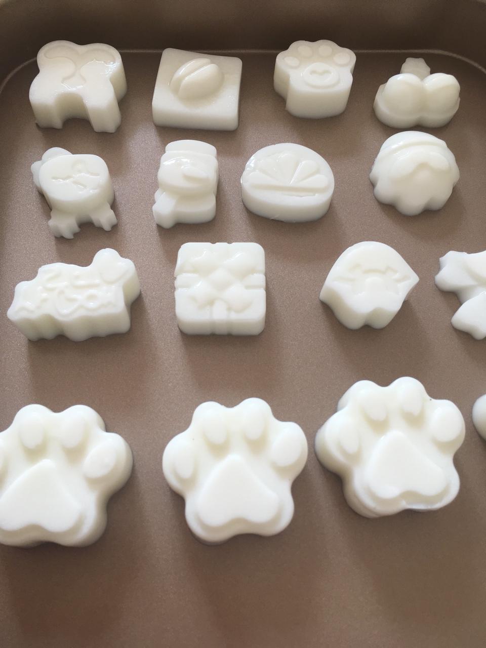 自制狗狗零食之羊奶果冻