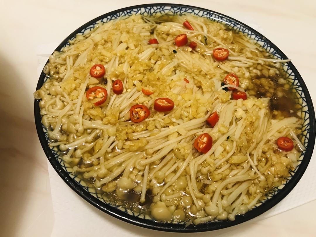 蒜蓉蒸金针菇