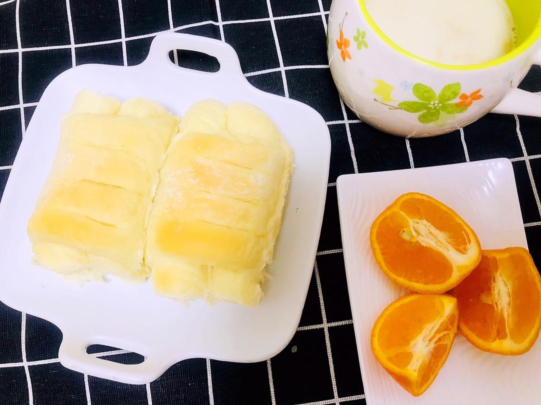 软到不知所措的牛奶卷