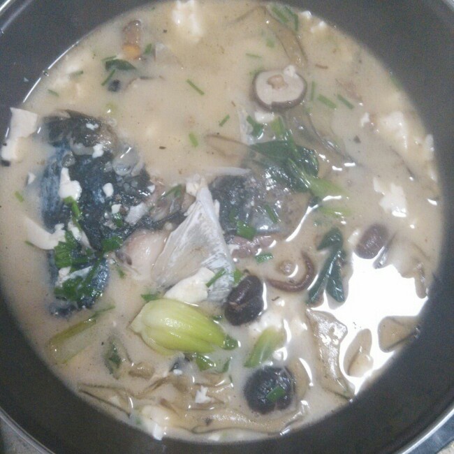 鱼头豆腐汤
