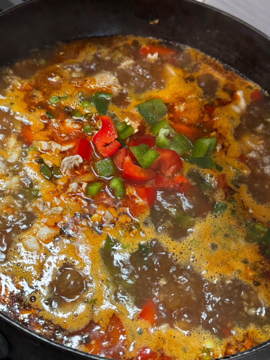 【创意小厨娘】家庭版鲜锅兔——兔肉嫩滑，麻辣爽口，这是一道下饭下酒的硬菜。