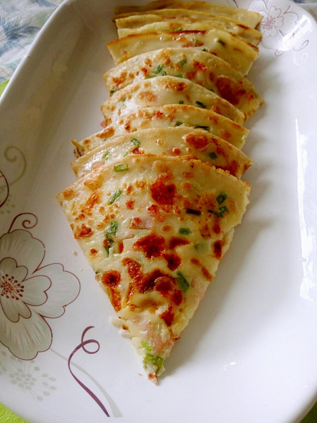 炸毛战士陆嘉嘉做的培根香葱鸡蛋饼