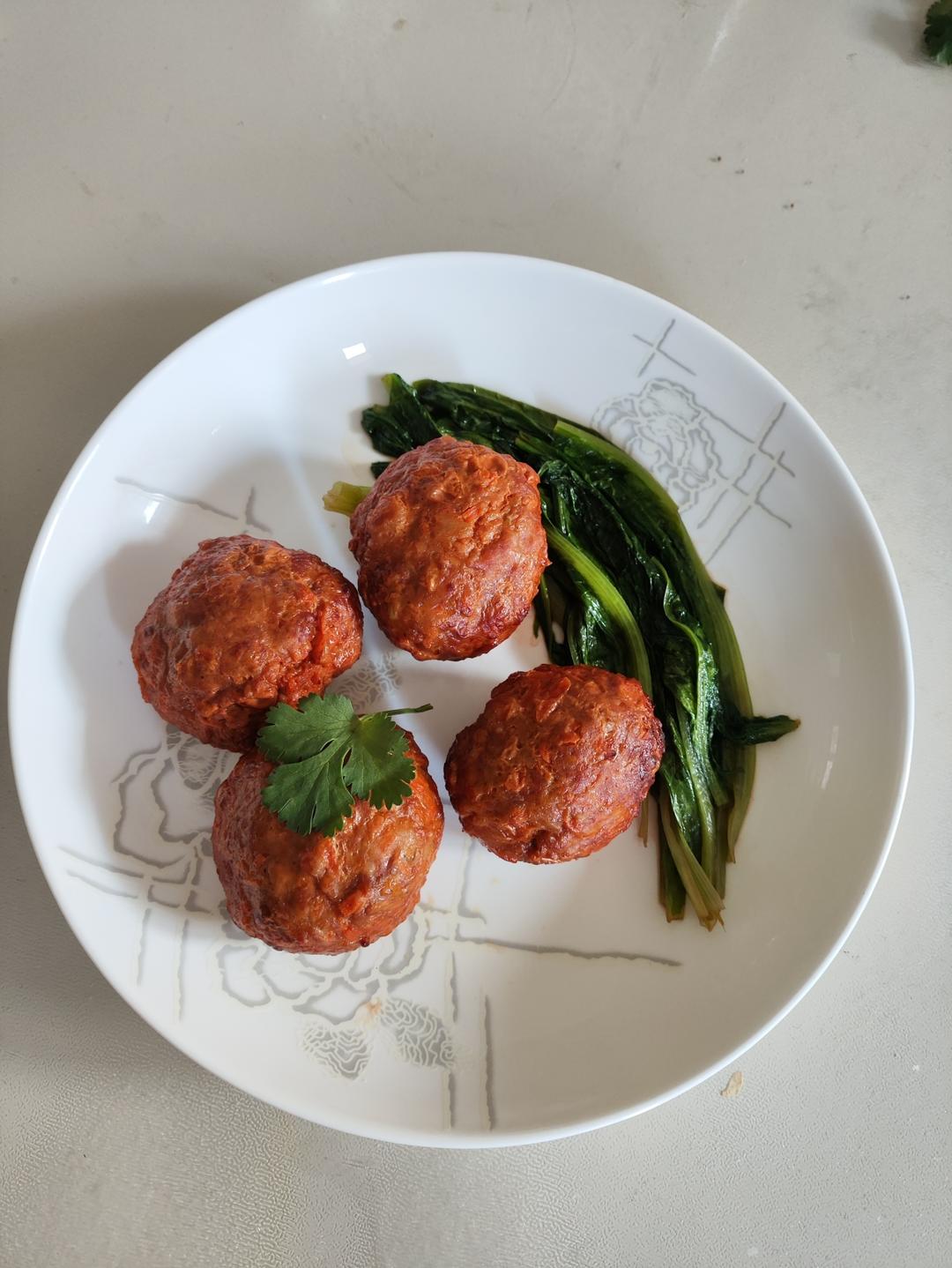 四喜丸子（红烧狮子头）