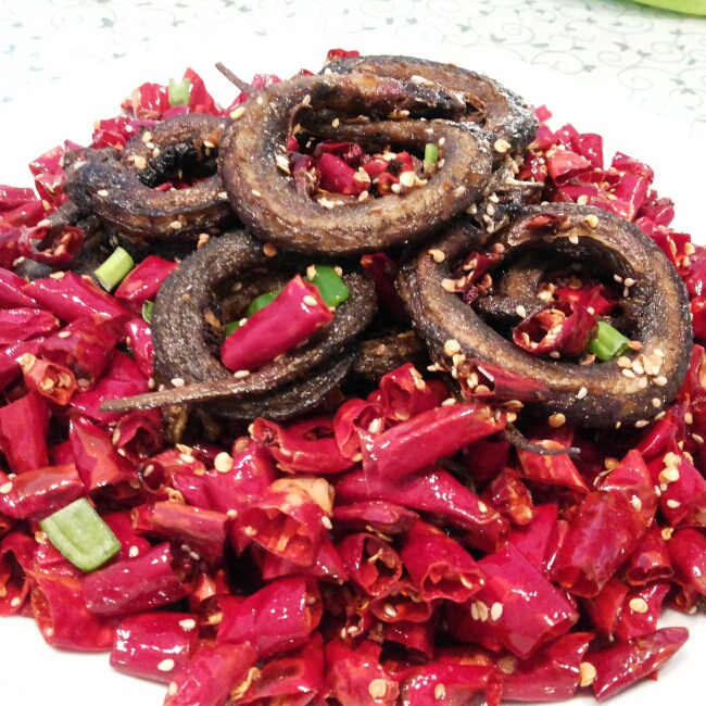 丁一桌做的红烧黄鳝