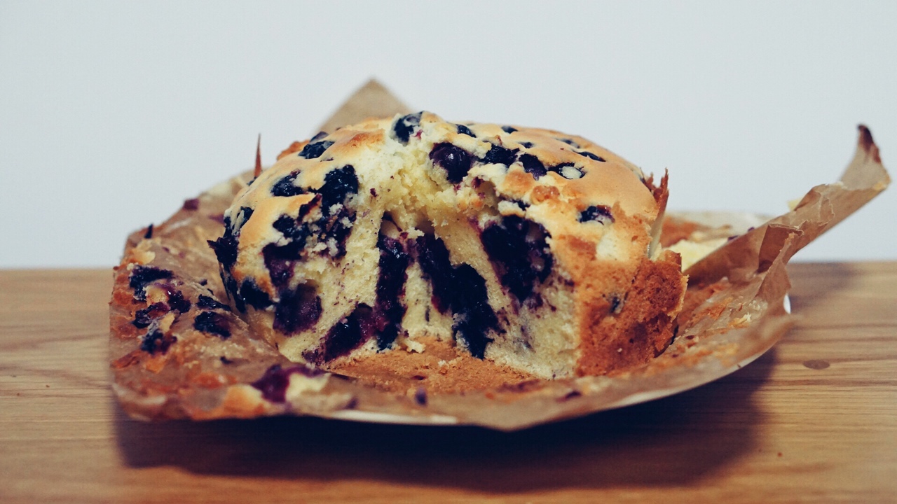 蓝莓牛油蛋糕 杯子蛋糕放大版的做法
