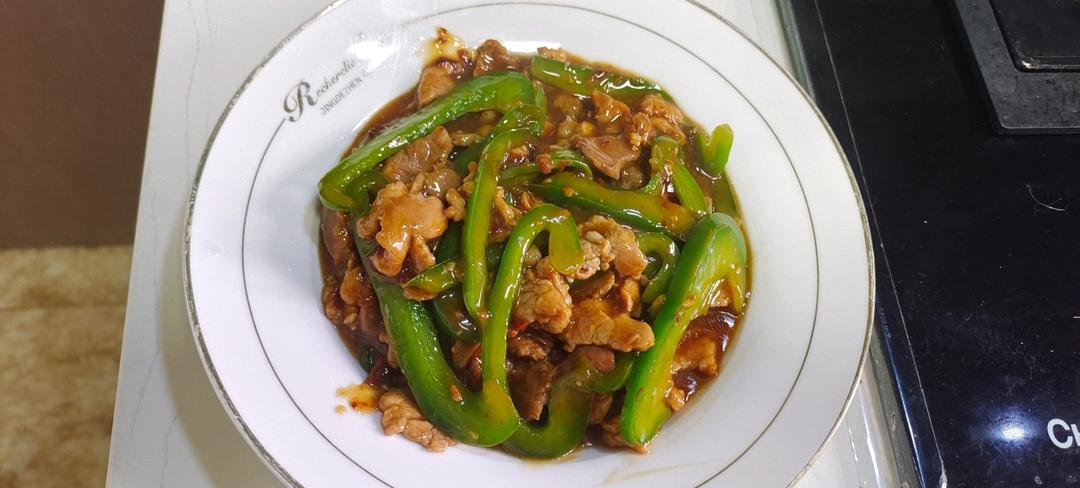 ‼️好吃到舔盘的青椒肉丝盖浇饭