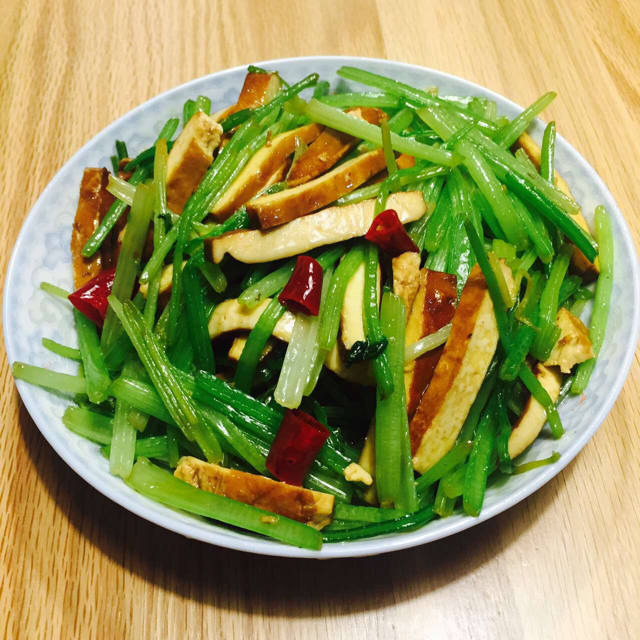 babyc_0uib做的素菜:芹菜炒豆腐干