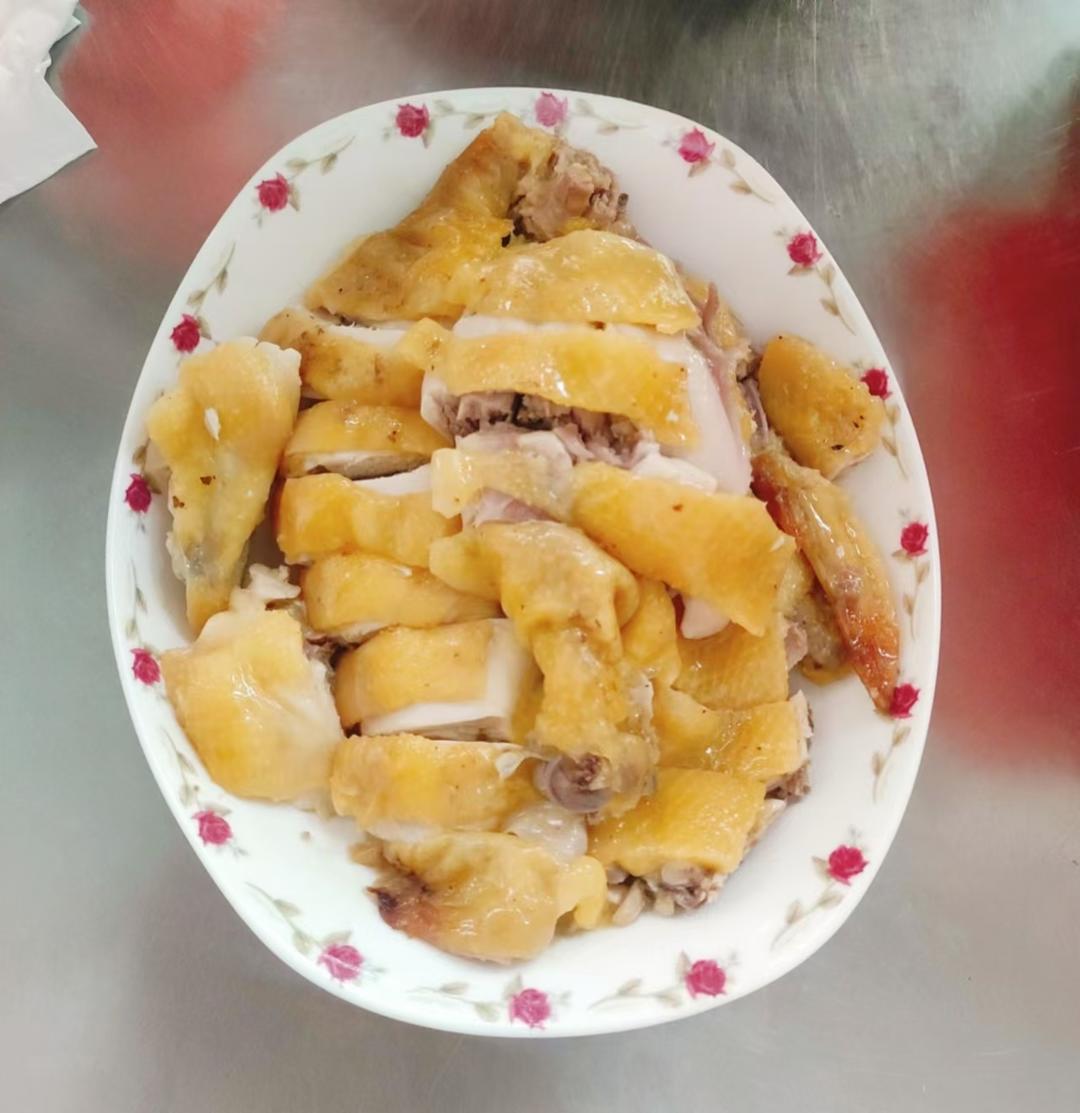 白切鸡丨皮爽肉滑鲜味可口