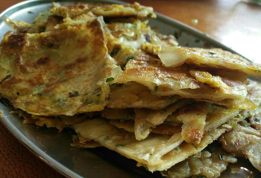 鸡蛋葱油饼                  （更新饼坯保存方法）