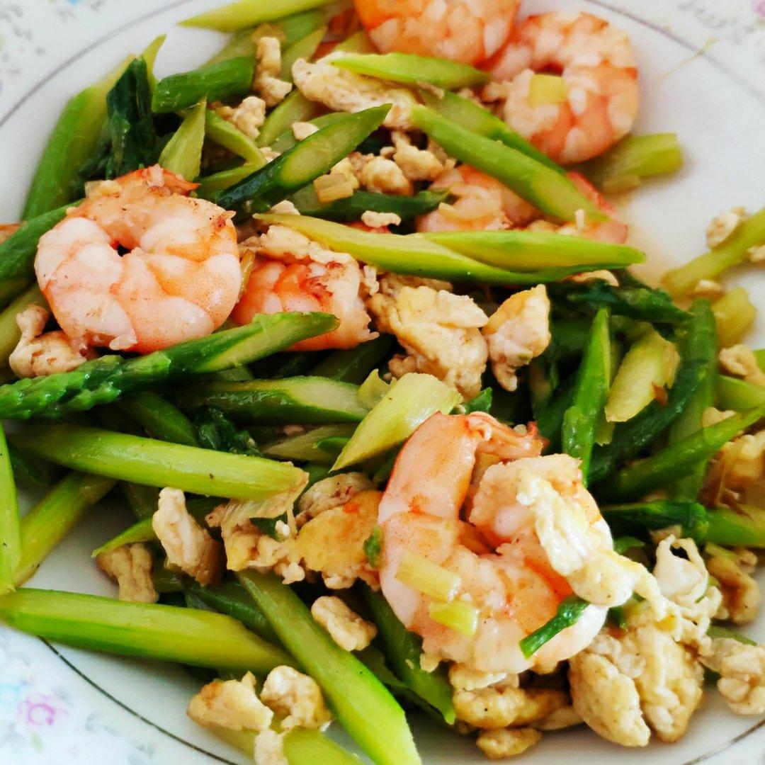 芦笋炒虾仁