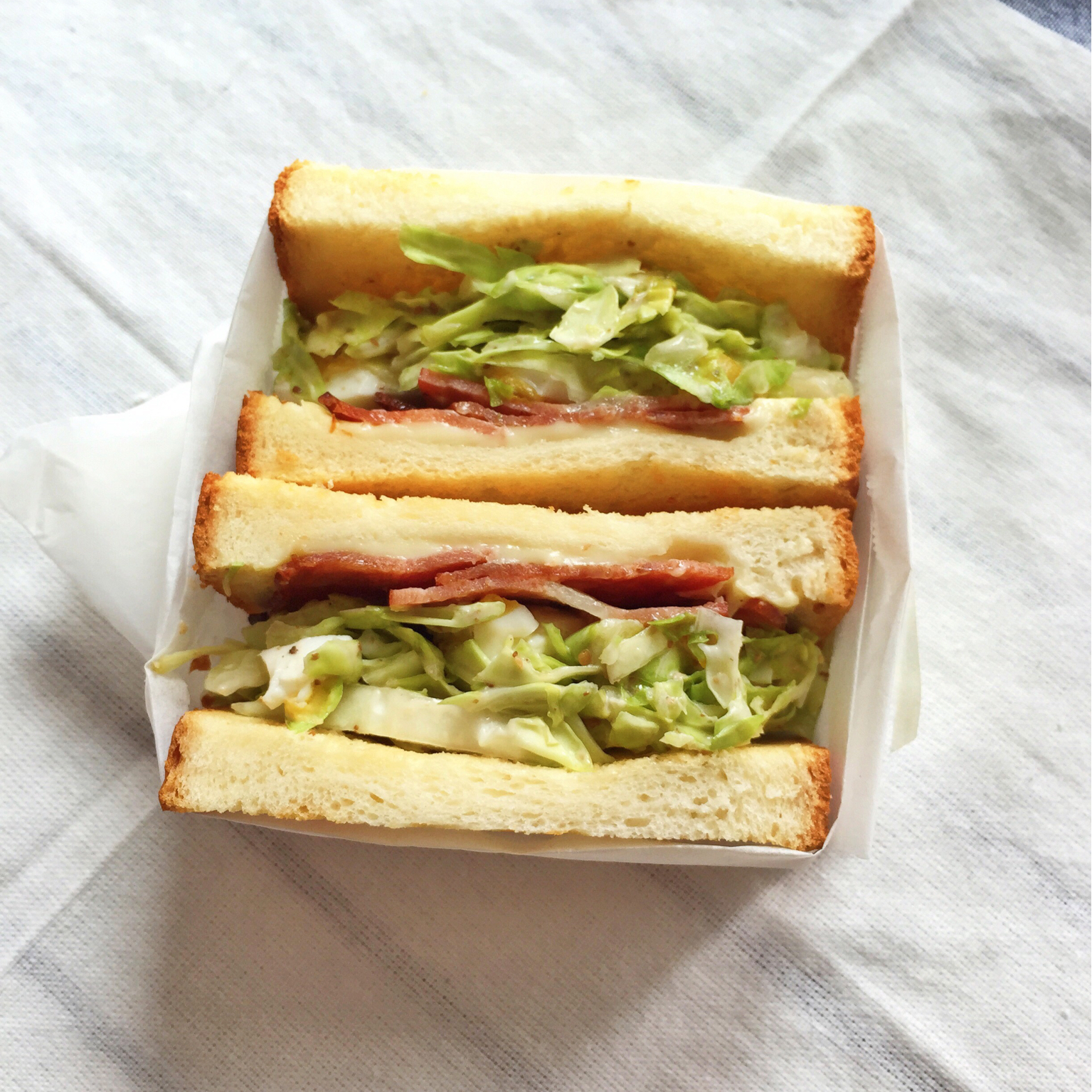 ins上超火的沼サン（沼三明治）