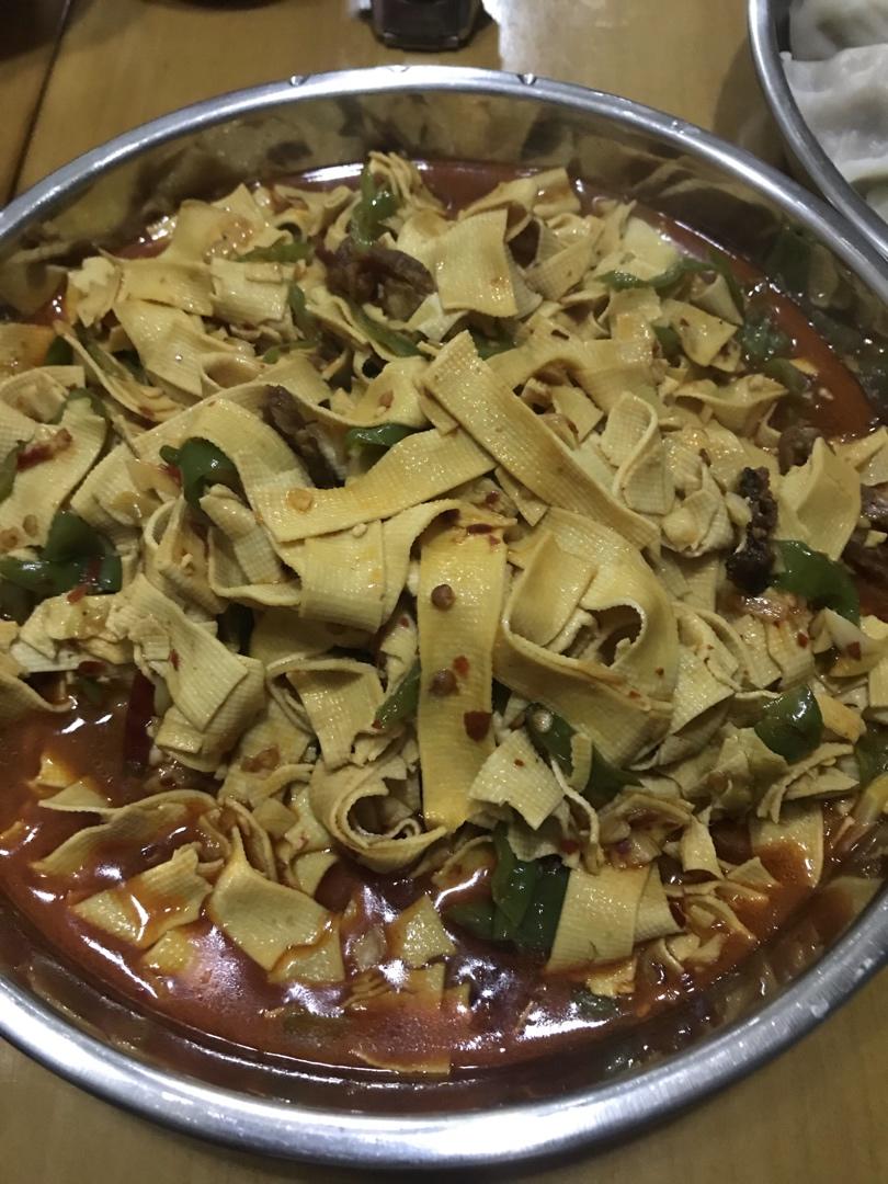 东北家常菜－尖椒豆腐皮