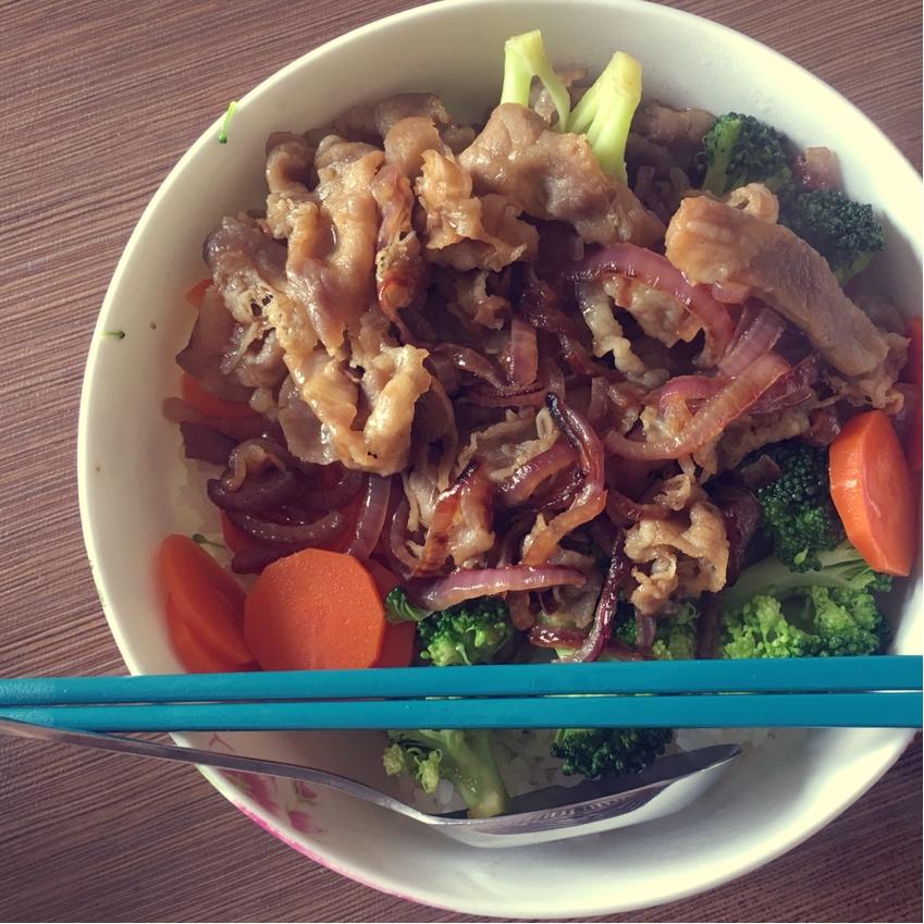 肥牛饭