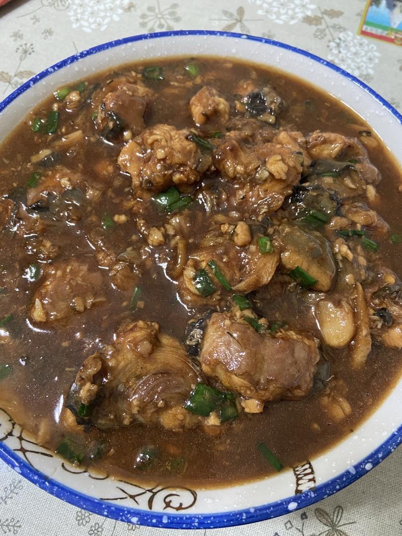 红烧河鳗鱼(小孩子爱吃，大补) 补虚养血 - 祛湿 - 保健 - 保护肝脏 - 恢复精力 - 预防心血管疾病