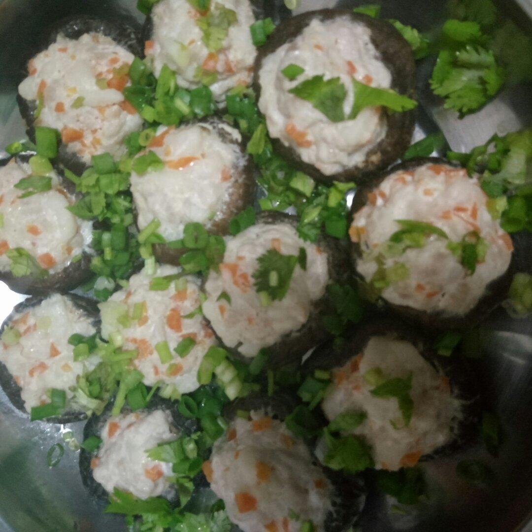 豆腐肉末酿香菇