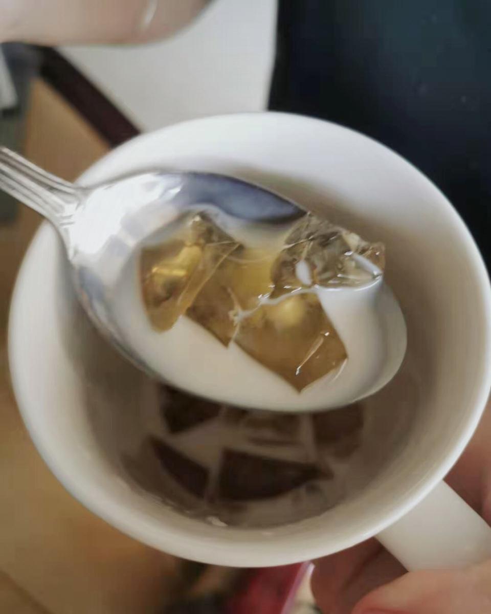 忘了那个仔的茶冻奶
