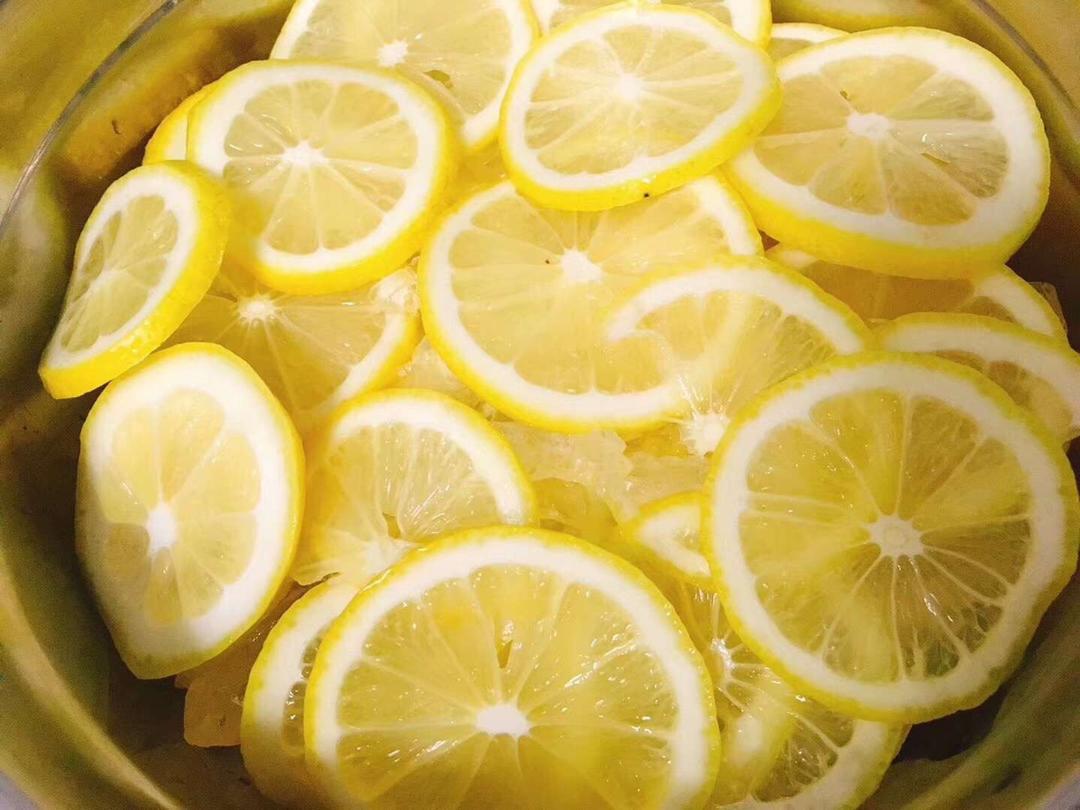 老冰糖柠檬膏的做法 步骤1