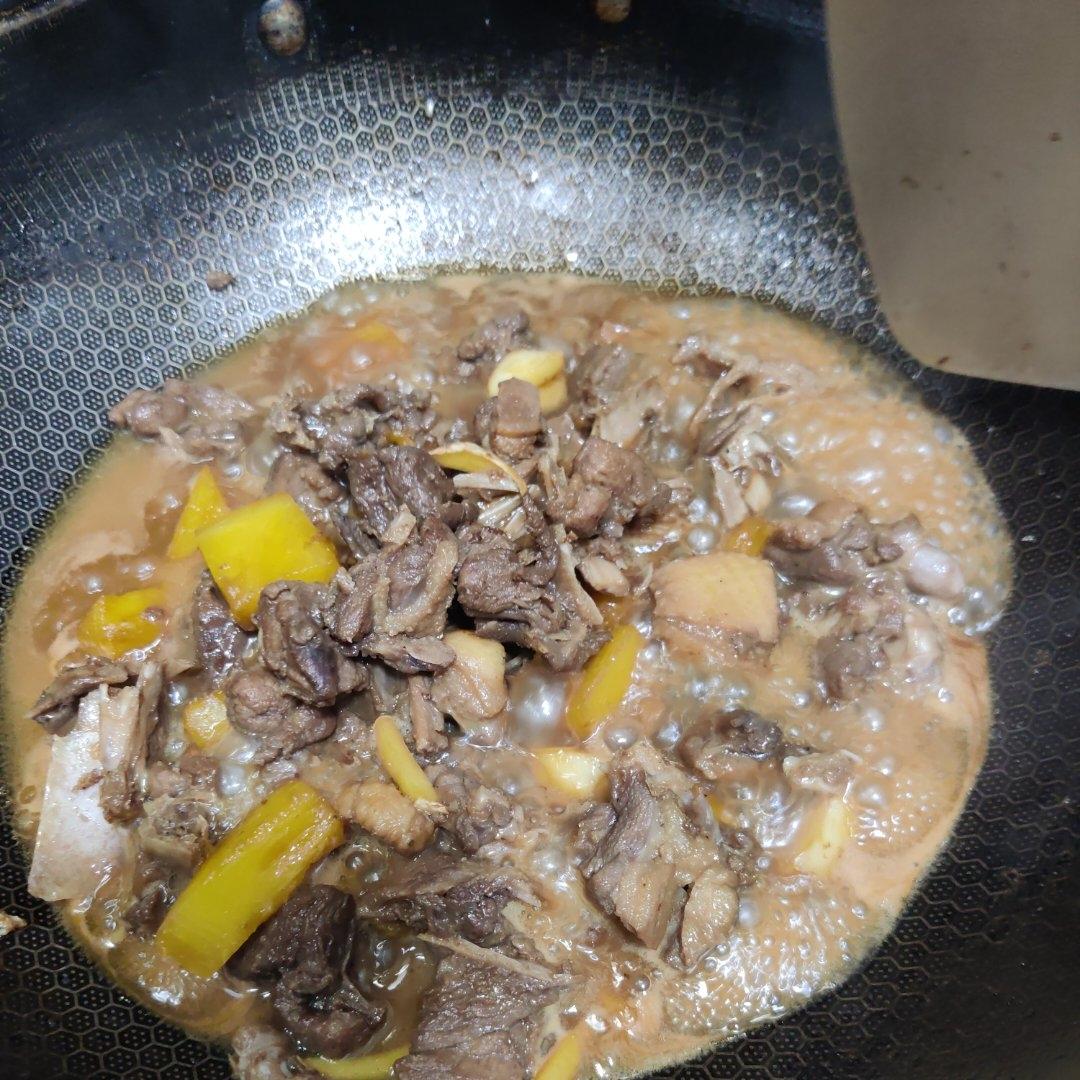 《菠萝鸭》好吃易做（附详细图解）