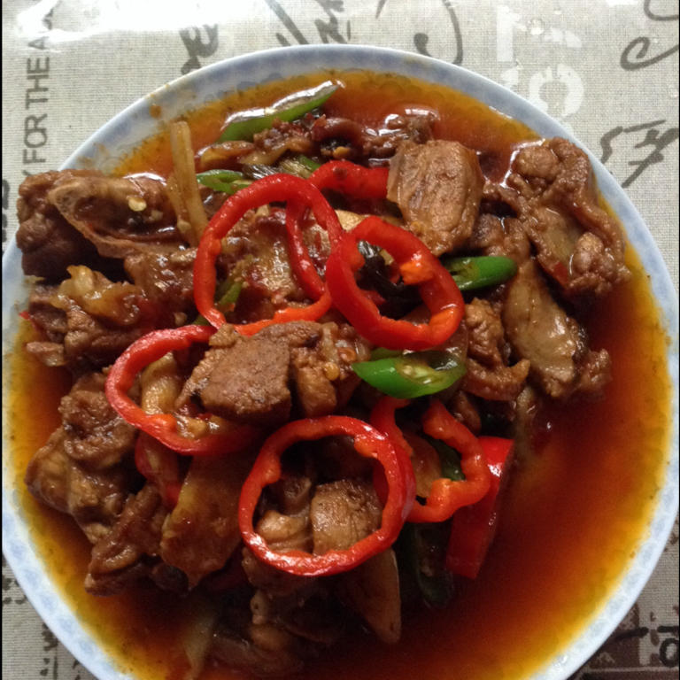 子姜焖鸭煲