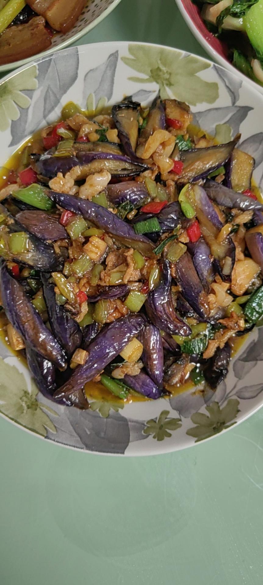 咸鱼茄子煲(广东味道)