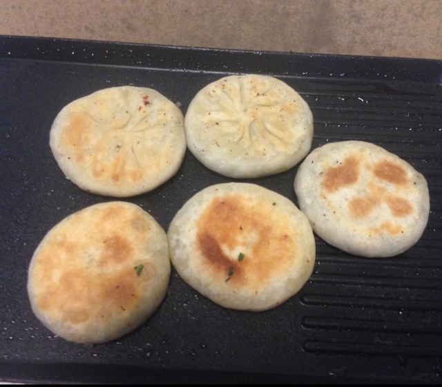 薄皮韭菜饼