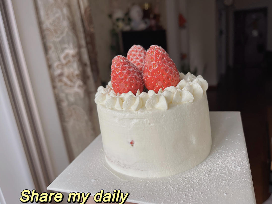 草莓奶油蛋糕